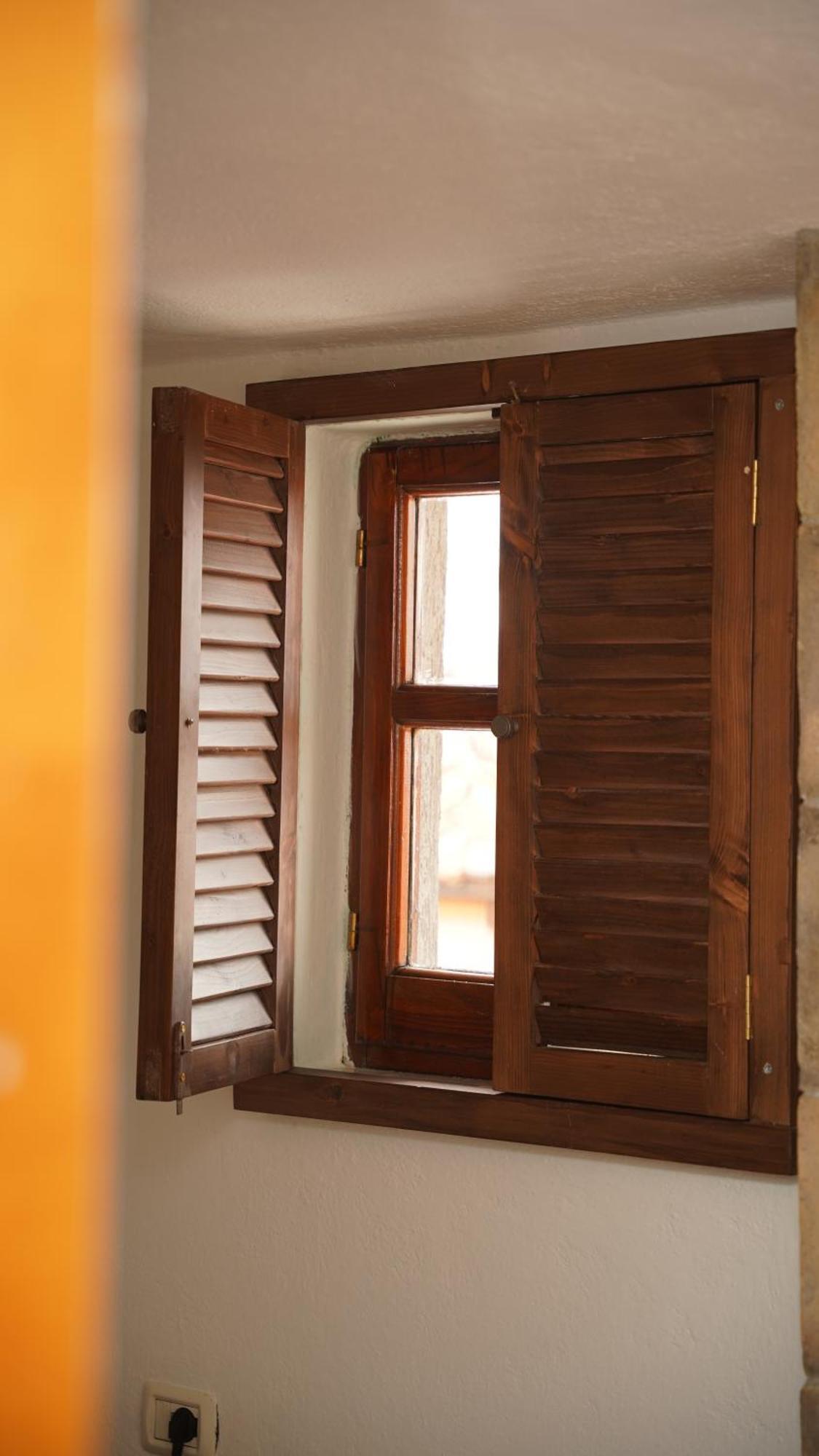 Relax Inn Korce Exterior foto