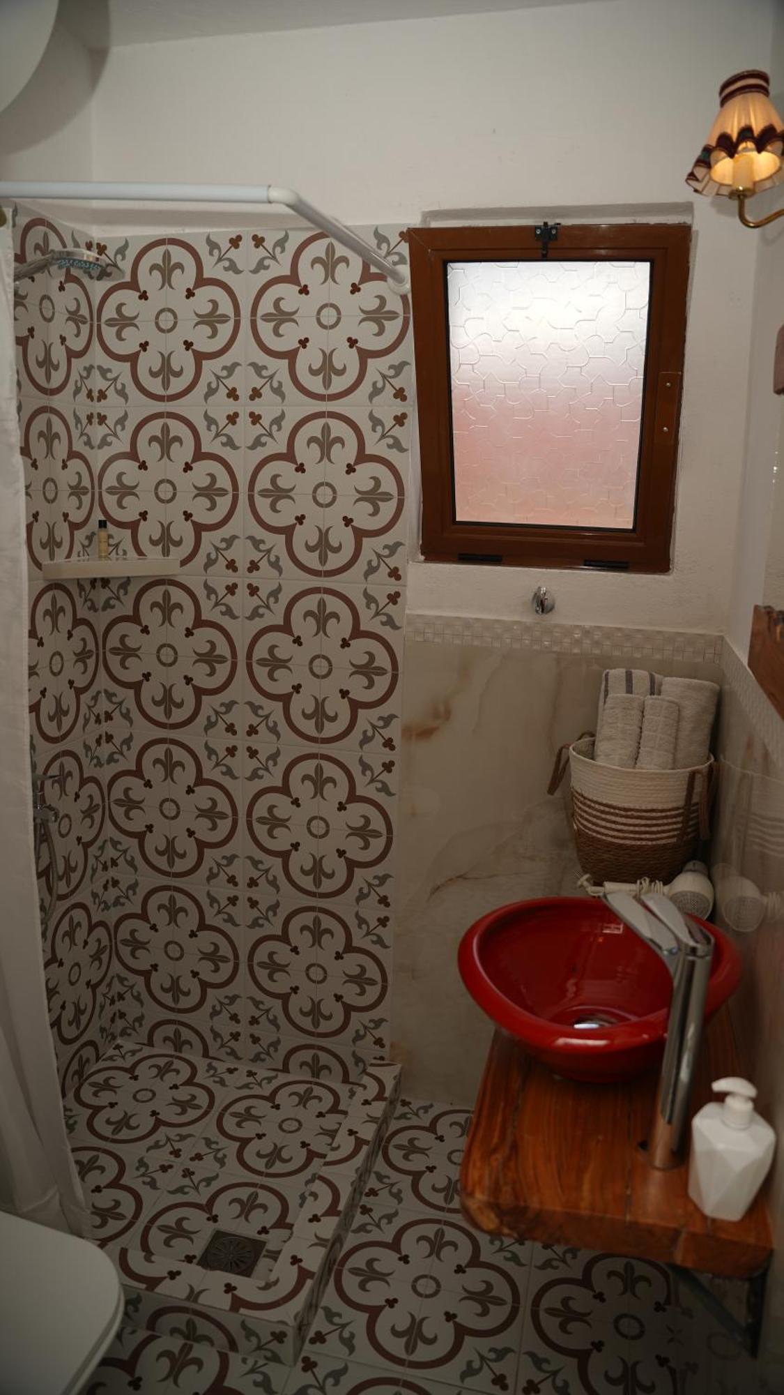 Relax Inn Korce Exterior foto